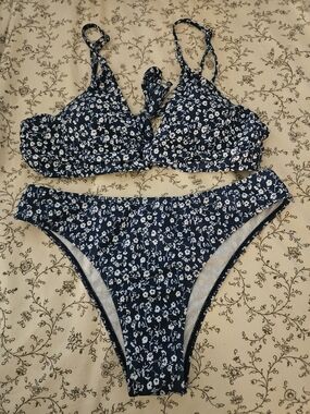Floral Navy Tie-Front Women's Bikini Set